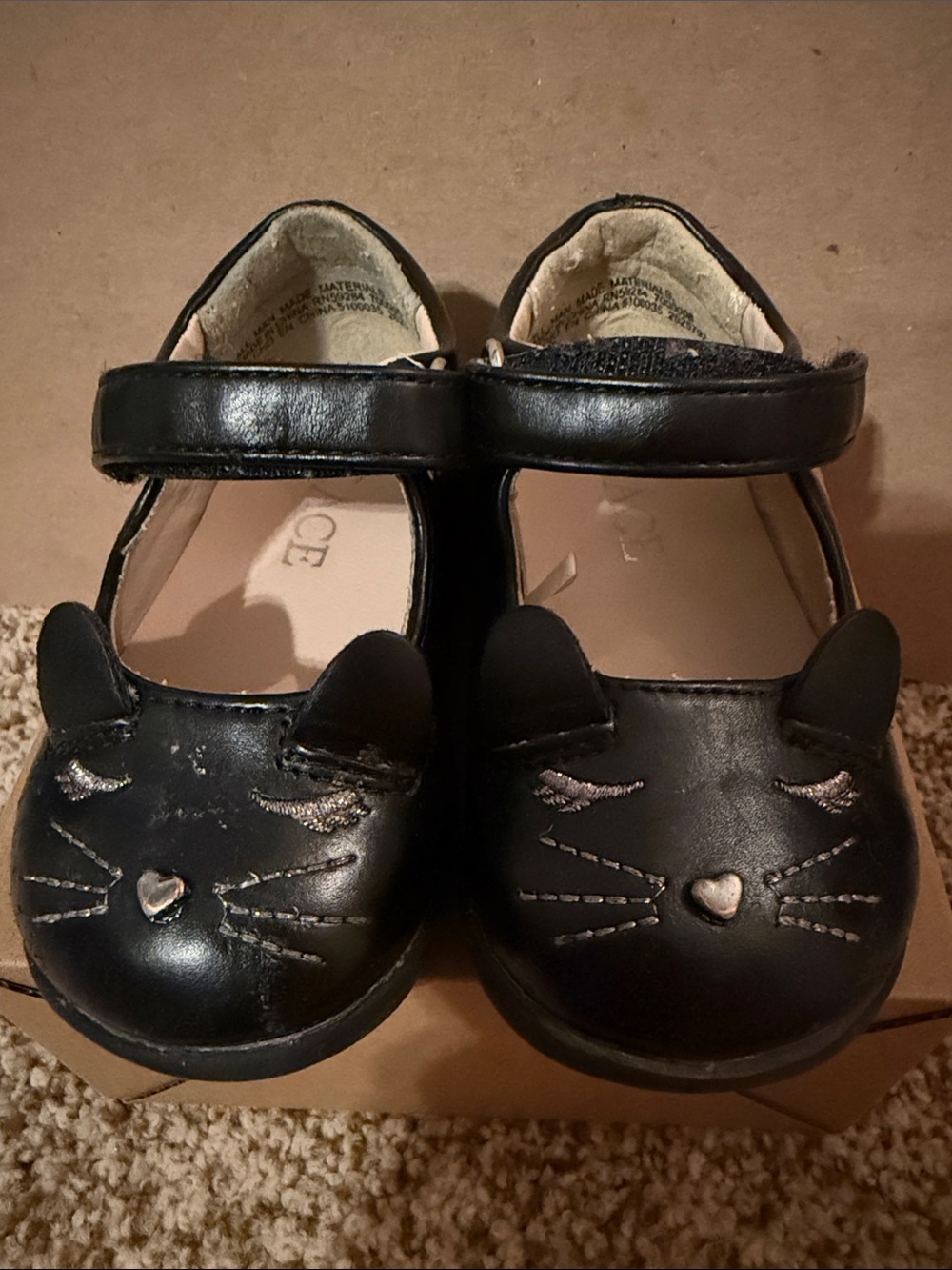 The Children's Place Black Cat Mary Jane Dress Shoes with Heart Nose